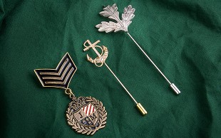 سه مدل گل سینه