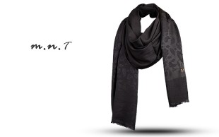 شال مشکی MNT