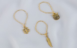 آویز ساعت طلایی