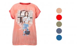 تیشرت فری‌سایز طرح دختر