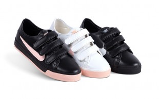 کتانی سه چسب طرح Nike