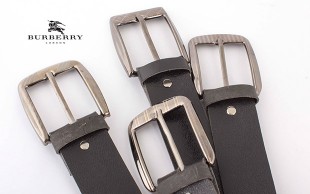 کمربند طرح Burberry