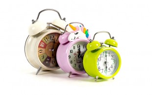 انواع ساعت رومیزی شماته دار