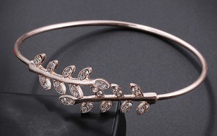 دستبند النگویی Leaf