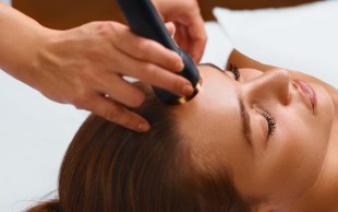 مزوتراپی و میکرونیدلینگ کلینیک ترنم