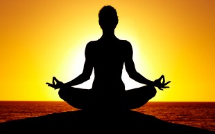 یوگا در آکادمی ماه سیما