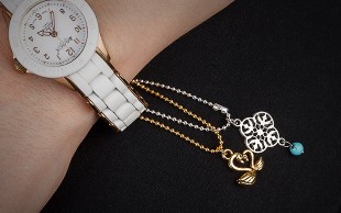 آویز ساعت مچی