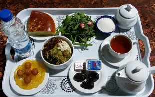 سرویس افطار و جوجه کباب رستوران برکه