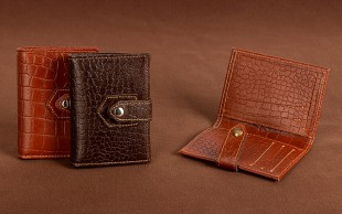 جاکارتی چرمی دکمه دار