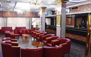 اقامت در هتل دو ستاره فجر