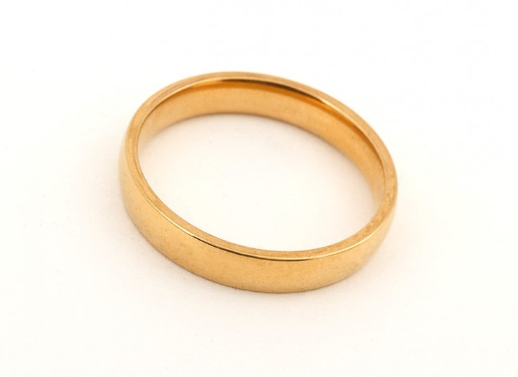 حلقه طلایی Golden jewelry