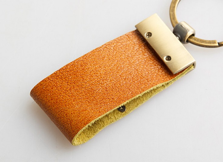 جاسوئیچی چرمی