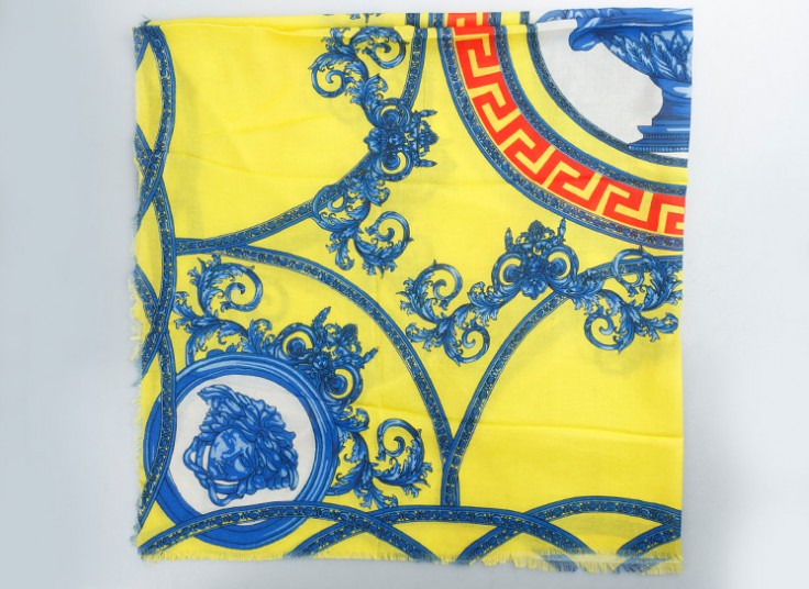 روسری طرح VERSACE