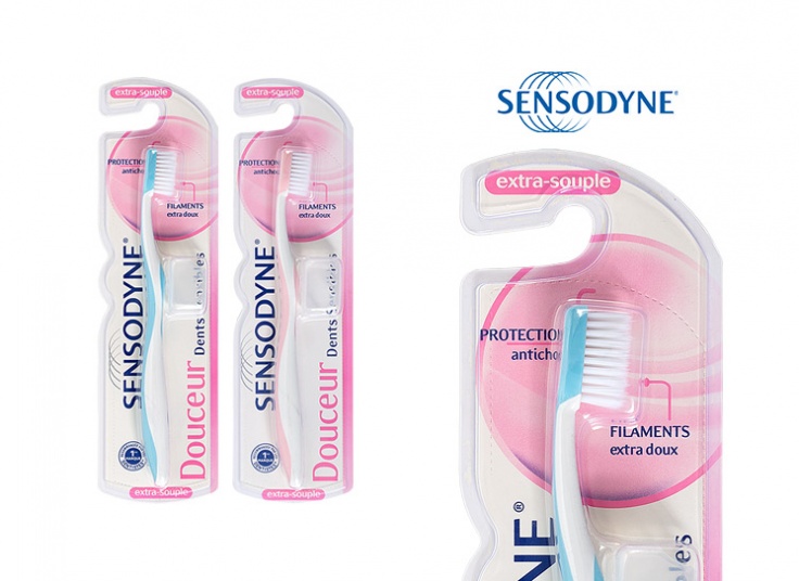 مسواک SENSODYNE مدل Douceur Dents Sensibles