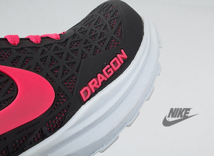 کفش ورزشی NIKE