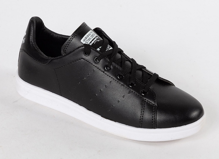 کتانی طرح Stan Smith