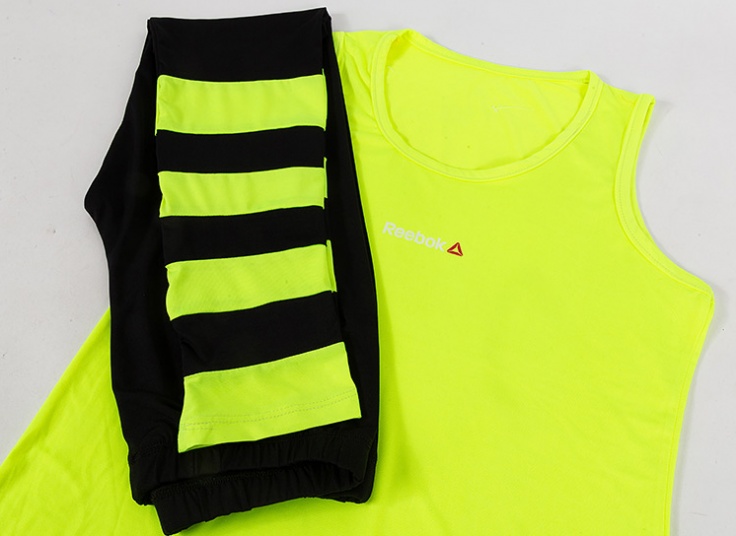 تاپ شلوار زنانه طرح Reebok