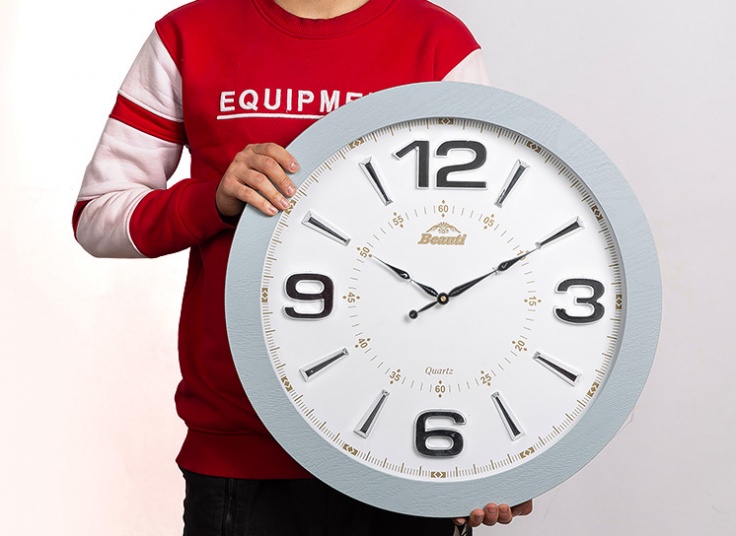ساعت دیواری طرح Beauti