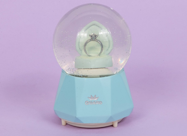 گوی موزیکال مدل پمپی