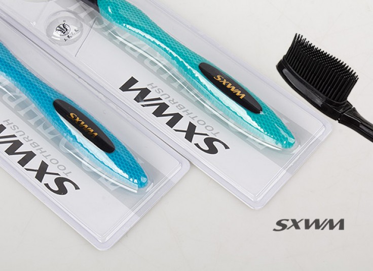 مسواک زغال سنگی SXWM