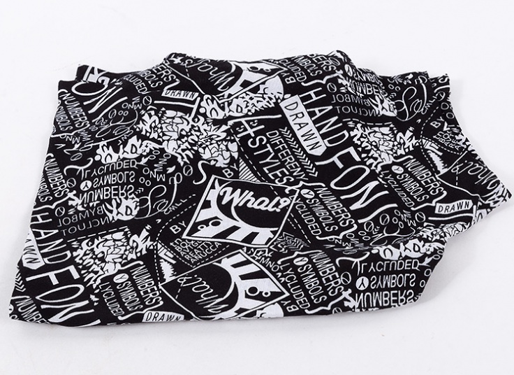 شلوارک طرحدار زنانه