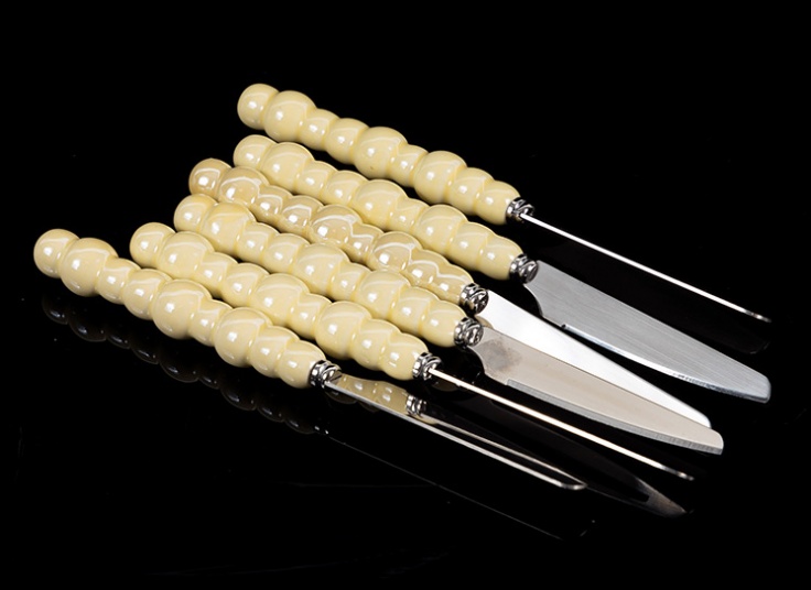 کارد و چنگال دسته مرواریدی