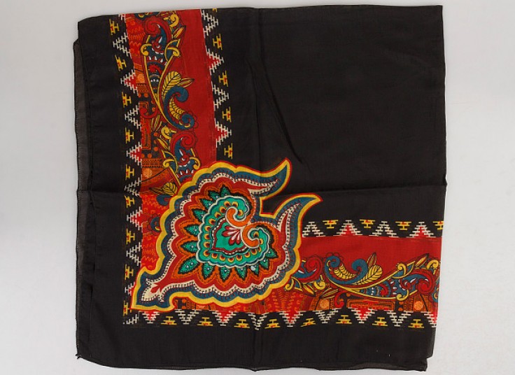 روسری قواره دار Glosbe