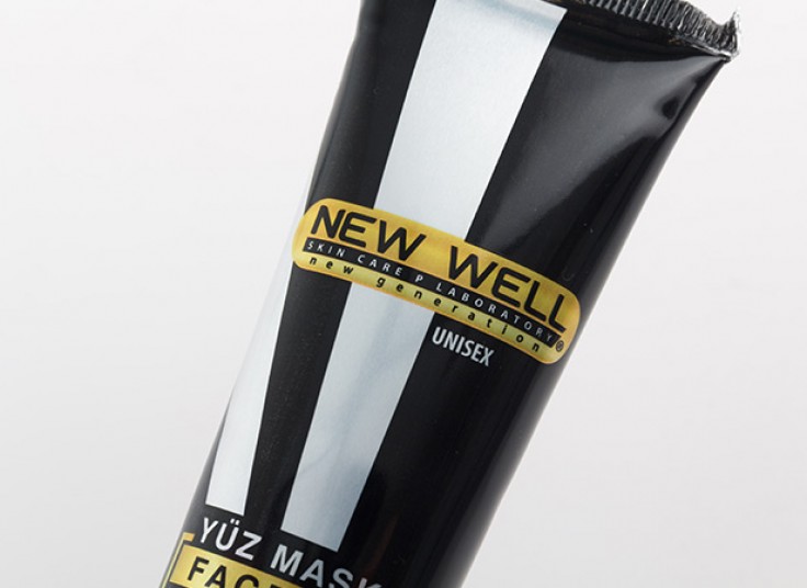 ماسک زغال NEW WELL