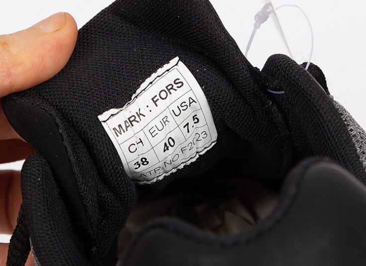 کتانی زنانه Skechers