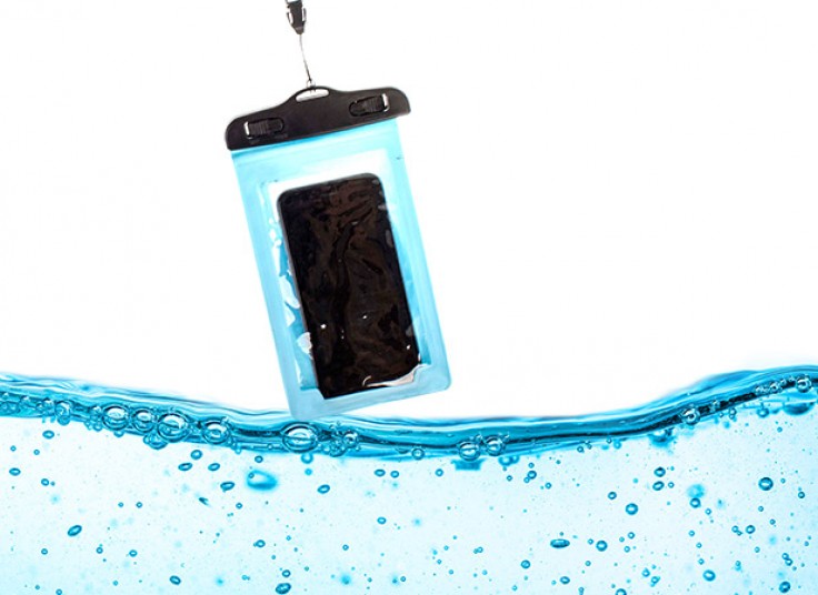 کیف موبایل ضد آب