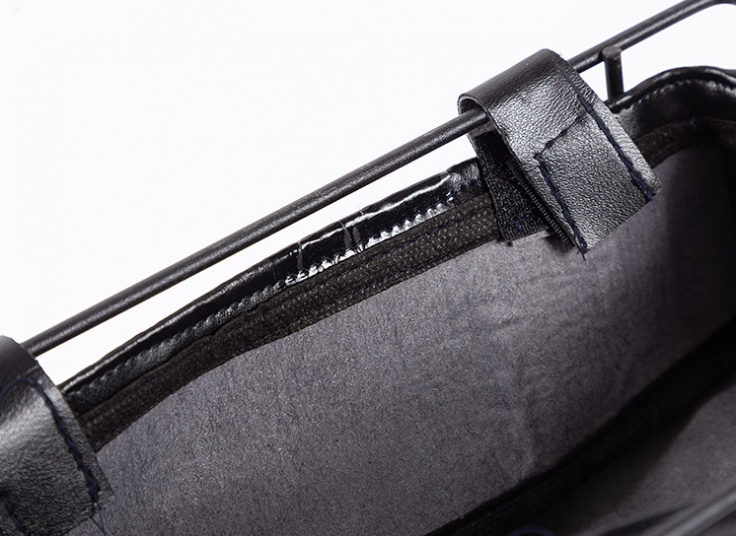 استند دستمال چرمی فلزی