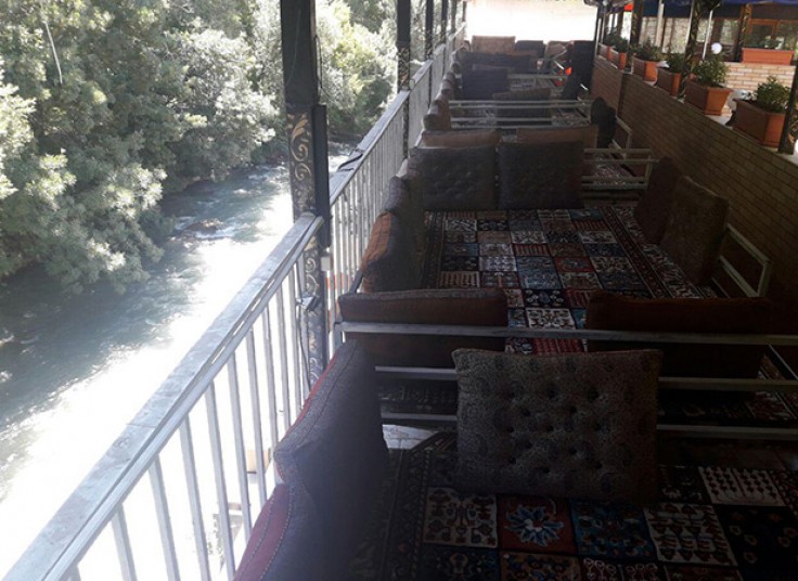 رستوران ساحلی مدیترانه