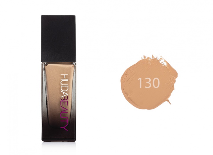 کرم پودر Huda Beauty