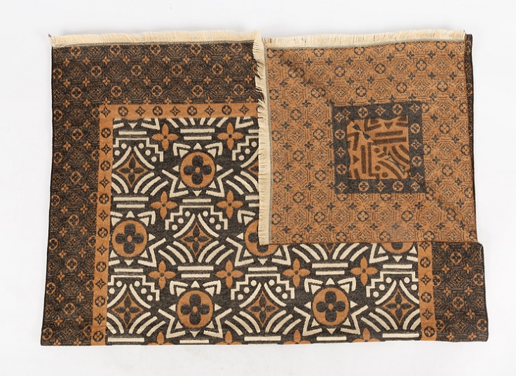 شال موهر louis vuitton