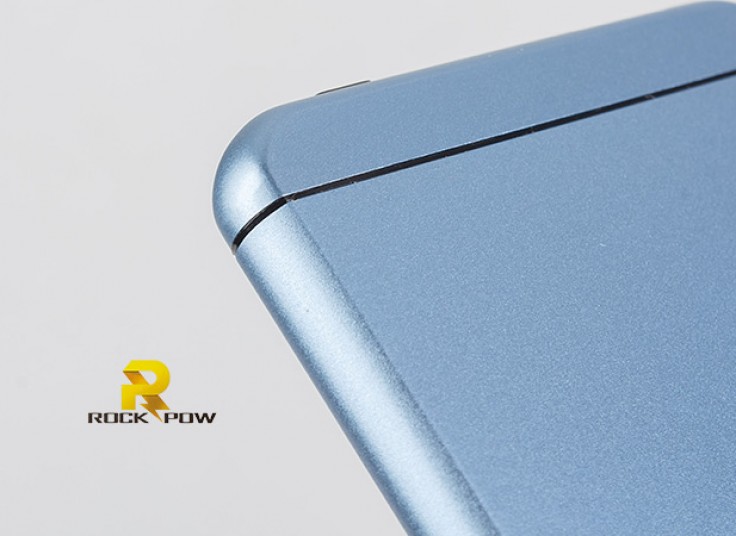 پاور بانک طرح آیفون ROCK POWER