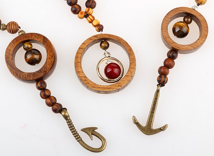 گردنبند مهره چوبی