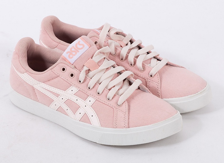 کتانی زنانه asics