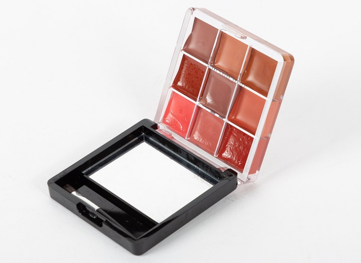 پالت رژلب Broken girls