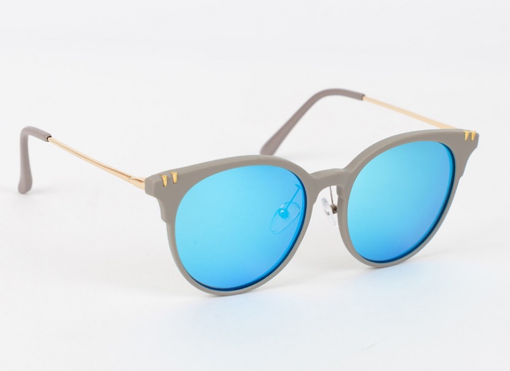 عینک پلاریزه زنانه طرح Ray Ban