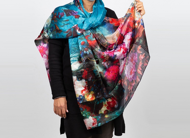 شال ساتن ابریشم دست دوز