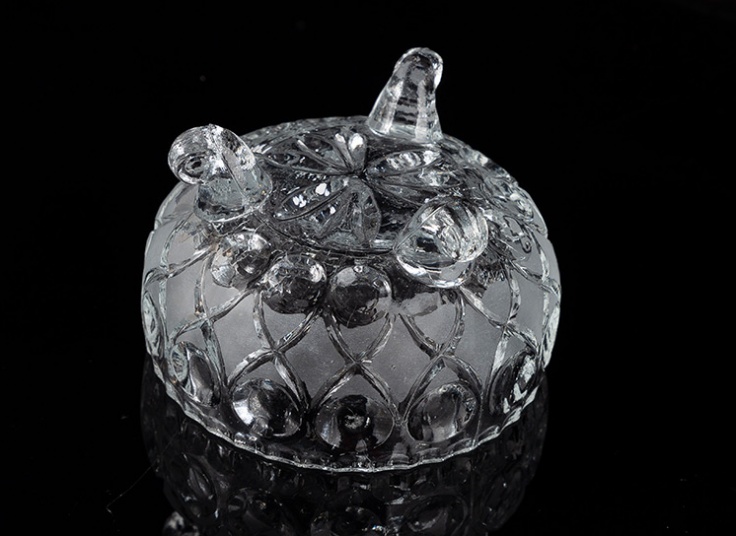 ظرف ترشی پایه دار