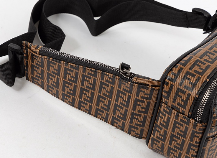 کیف کمری جلو زیپ دار