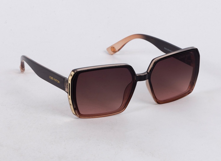 عینک آفتابی زنانه LouisVuitton مدل 7512