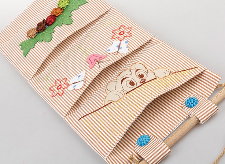 آویز پارچه ای لوازم کودک