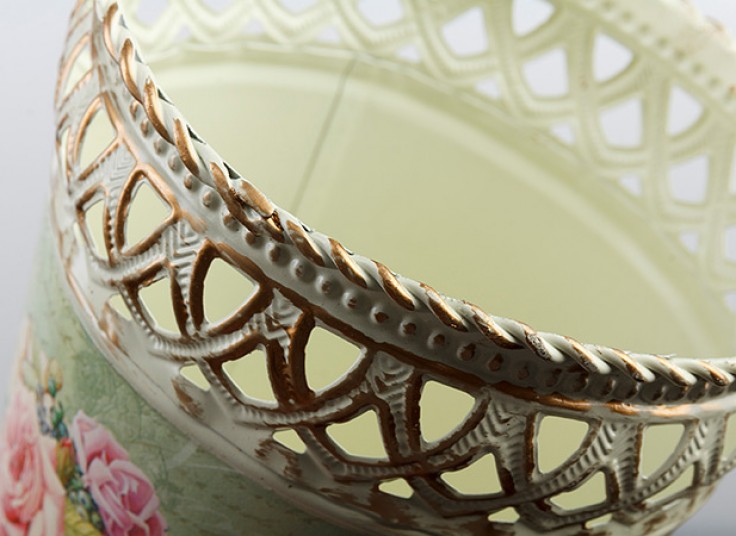 گلدان فلزی طرحدار