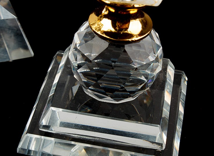 گل و شمعدان کریستال