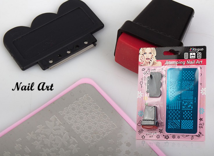 نگین و مهر ناخن Mei jia er