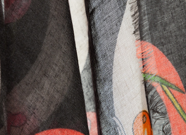 شال نخی طرحدار