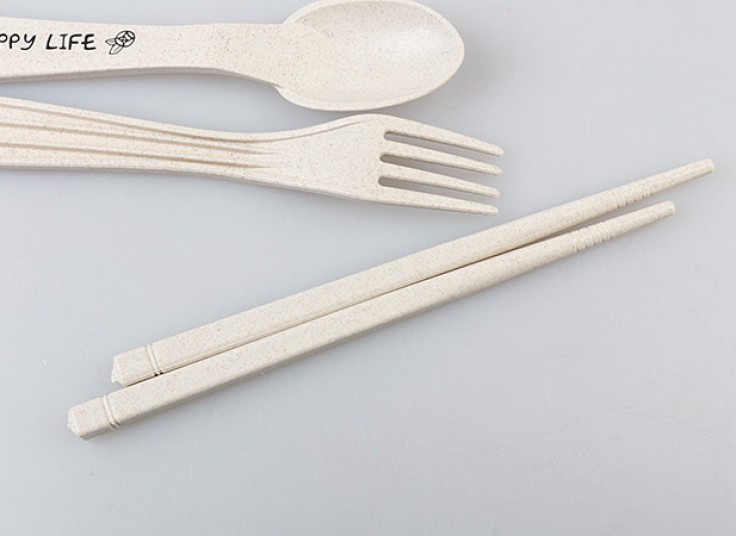 ست قاشق چنگال و چاپستیک