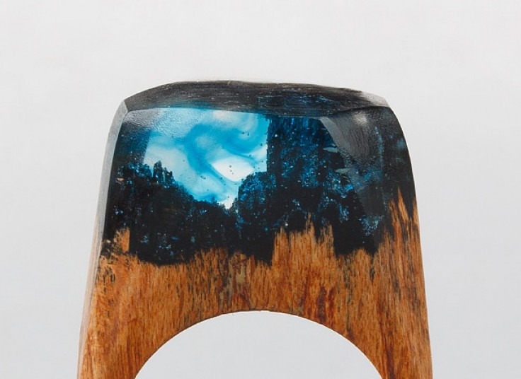 انگشتر چوبی نگین مینیاتوری